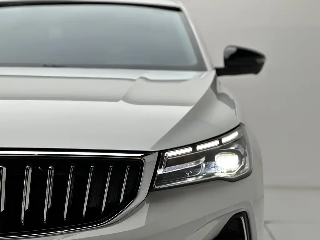 GEELY AUTOMOBILE EMGRAND