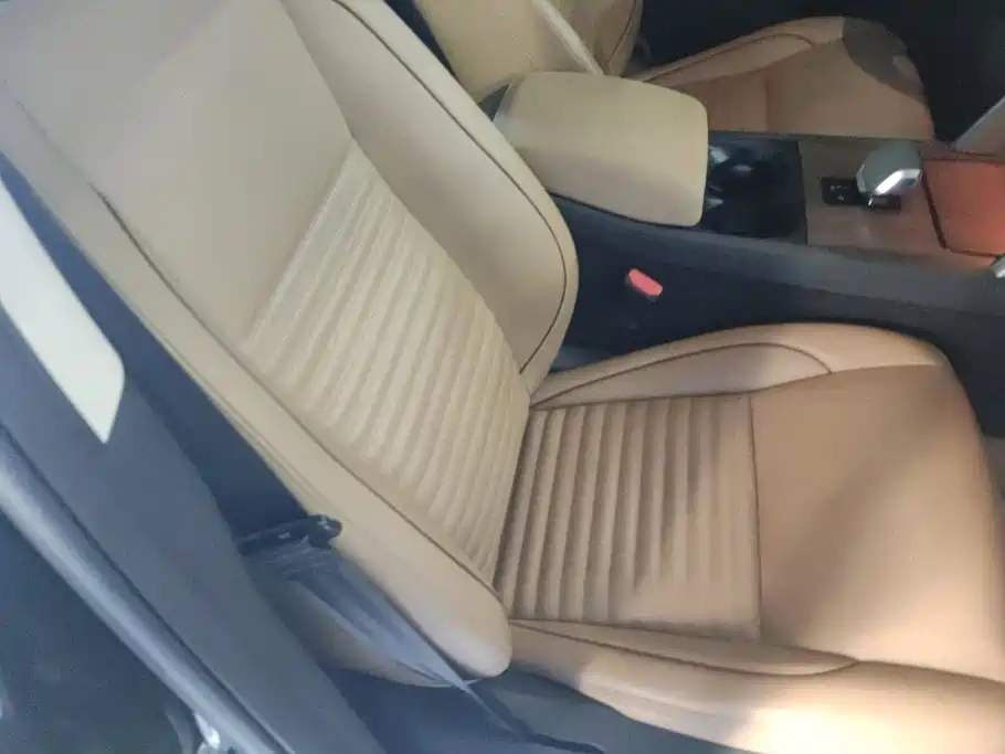 Land Rover Discovery Sport — миниатюра 8