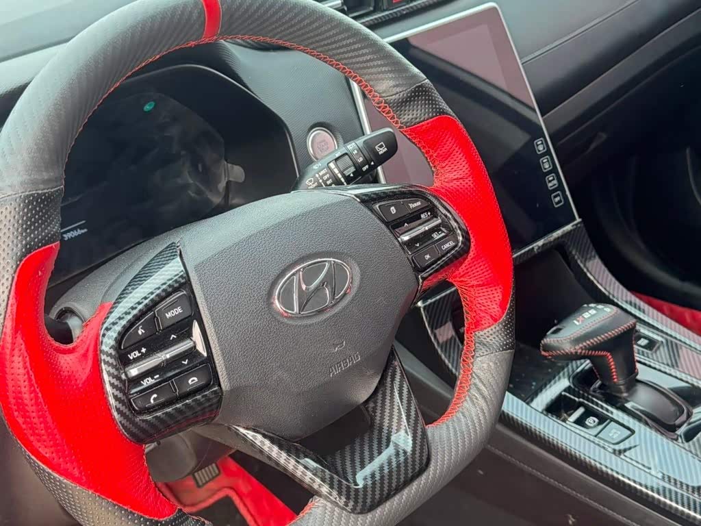 Hyundai Beijing Hyundai ix25 1.5 л 2022 г. Белый, пробег 39000 км