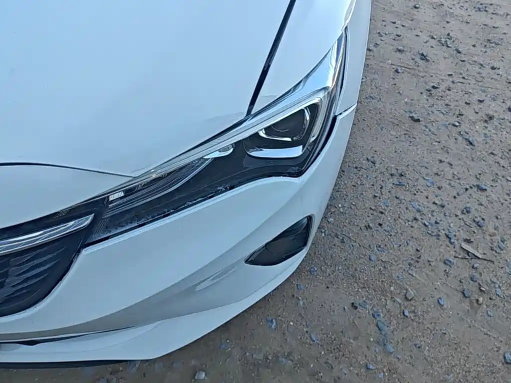 Buick Verano — миниатюра 24