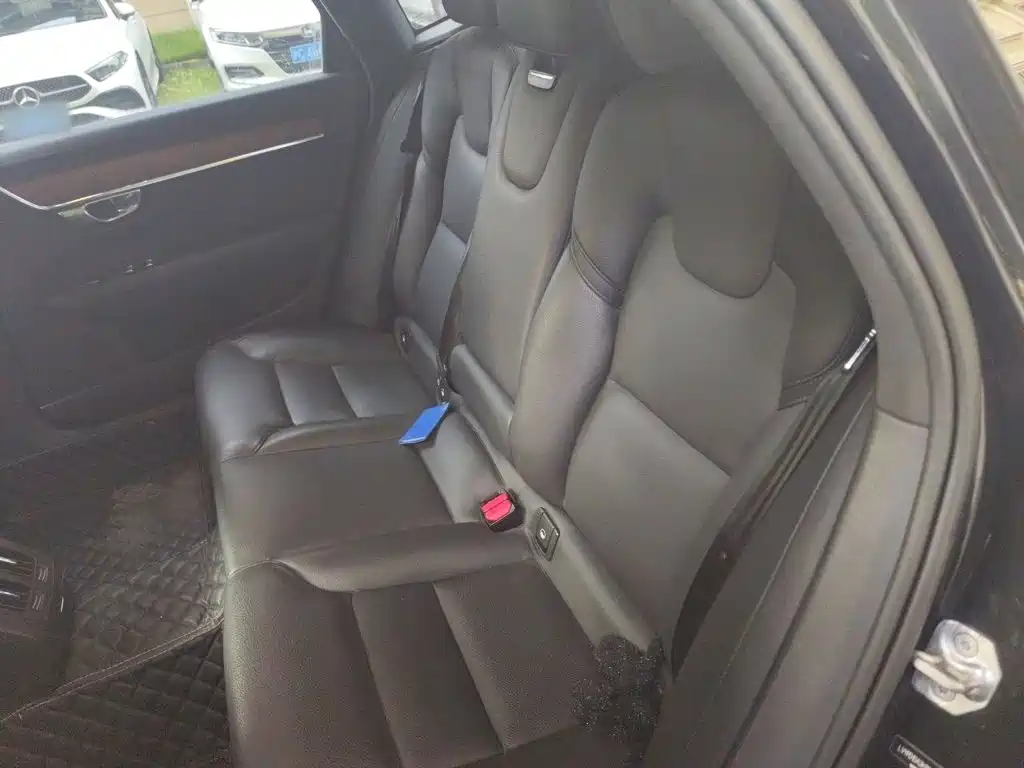 Volvo S90 — миниатюра 15