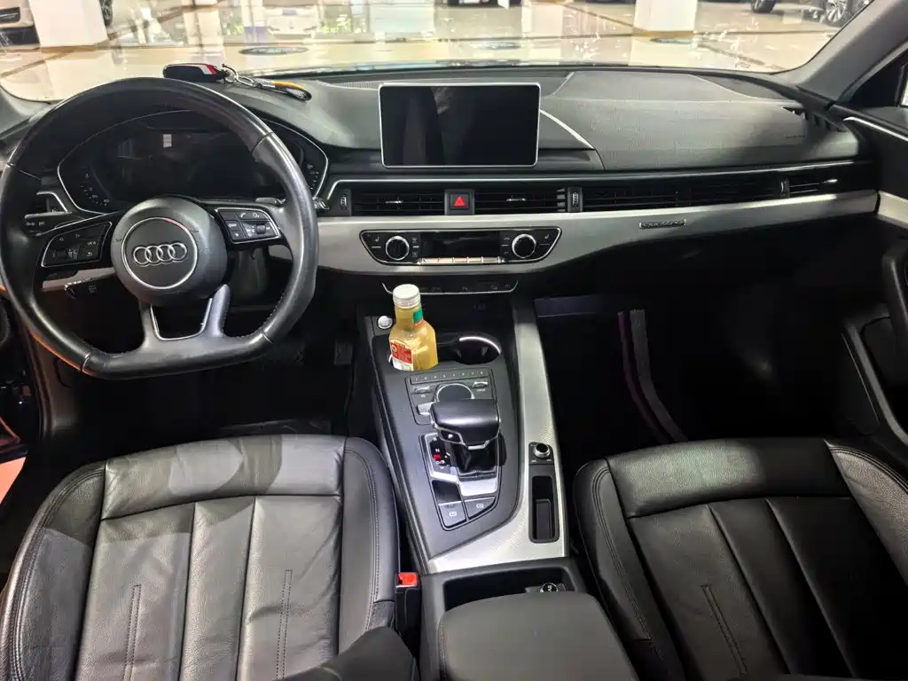 Audi A4 (Import) — миниатюра 6