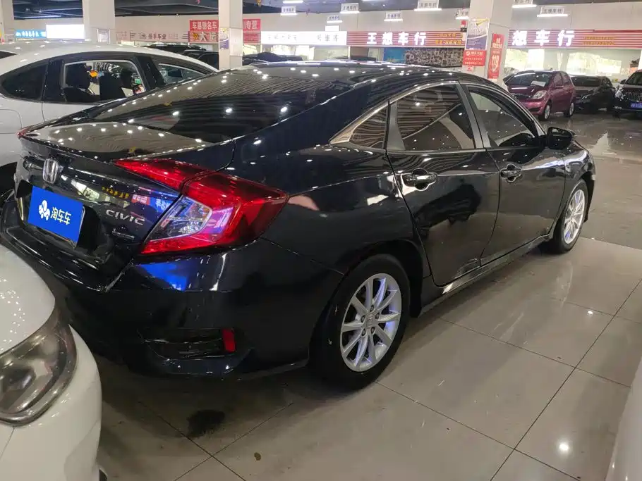 Honda Civic — миниатюра 3