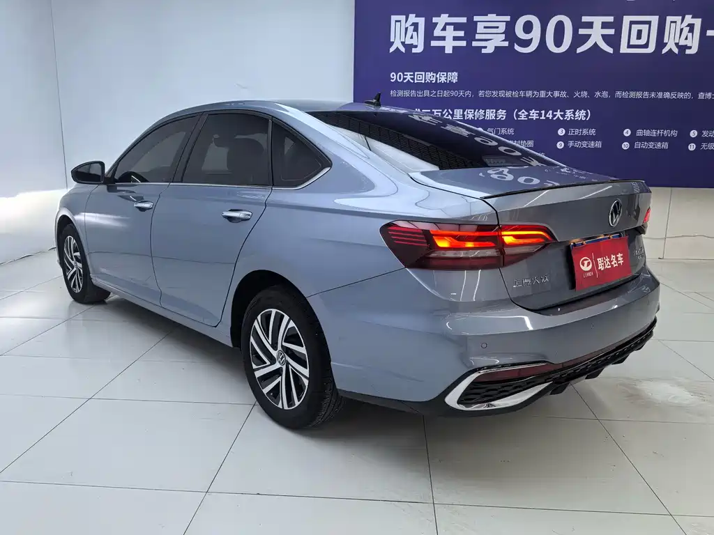 Volkswagen Lavida — миниатюра 4