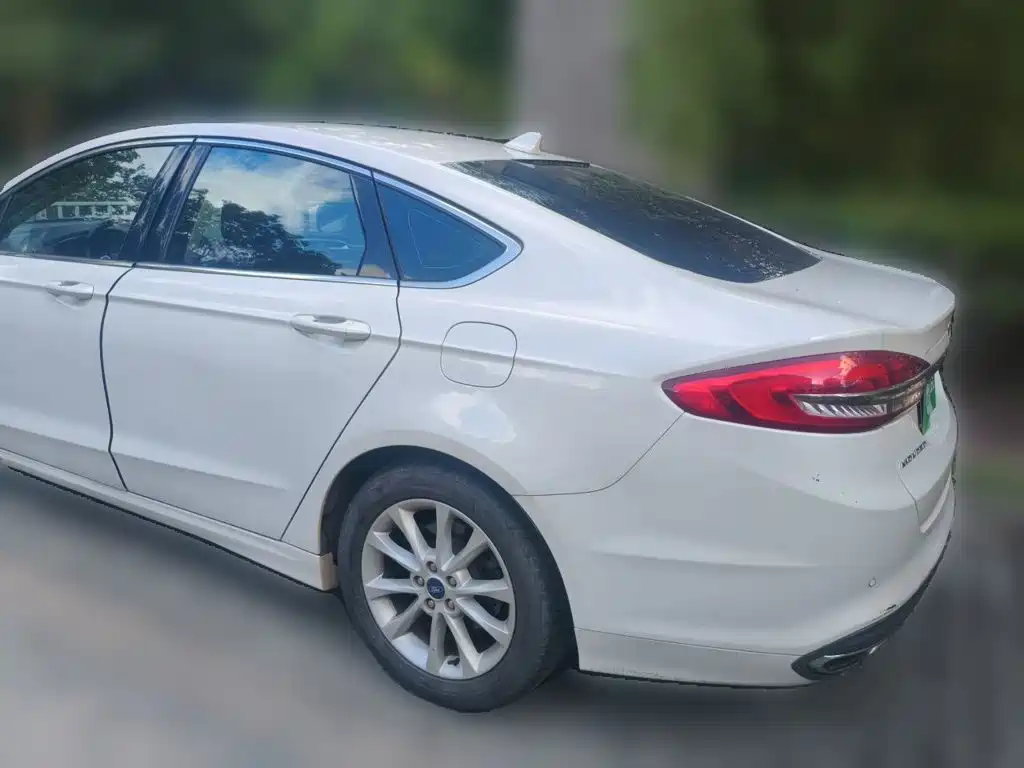 Ford Mondeo — миниатюра 25