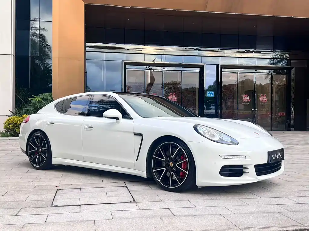 Porsche Panamera — миниатюра 3