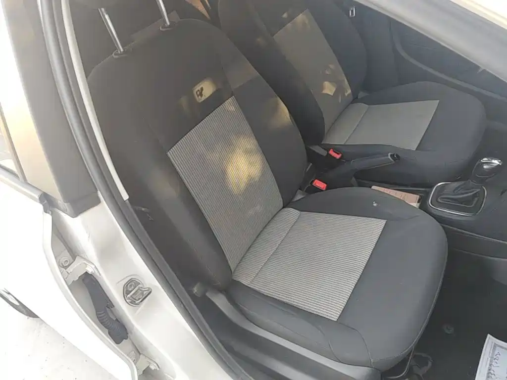 Volkswagen Polo — миниатюра 25
