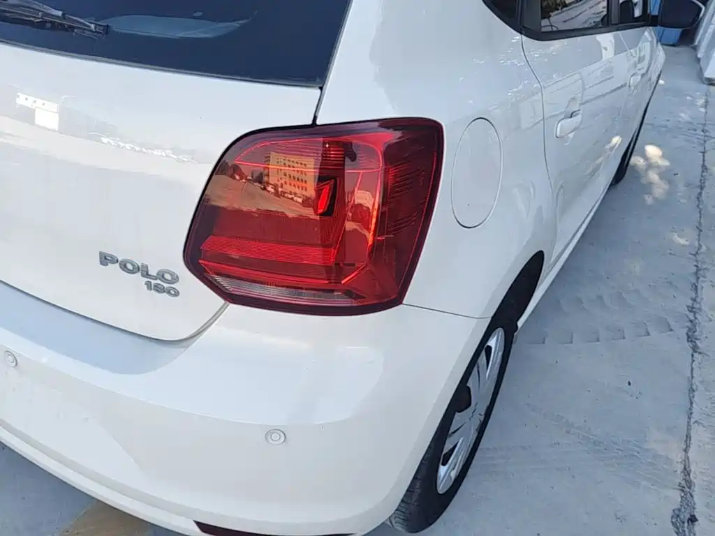 Volkswagen Polo — миниатюра 8