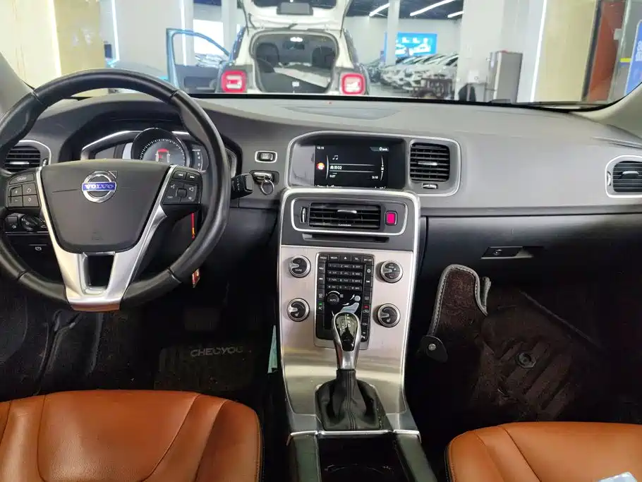 Volvo S60 — миниатюра 12