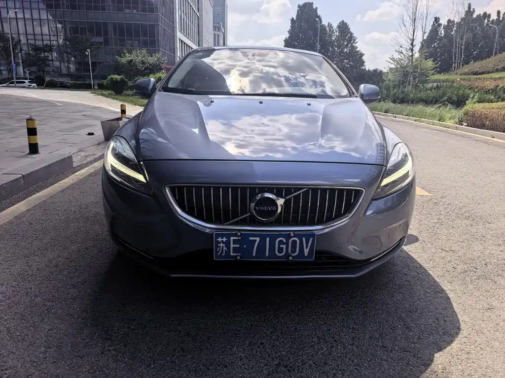 Volvo V40 2017 T3