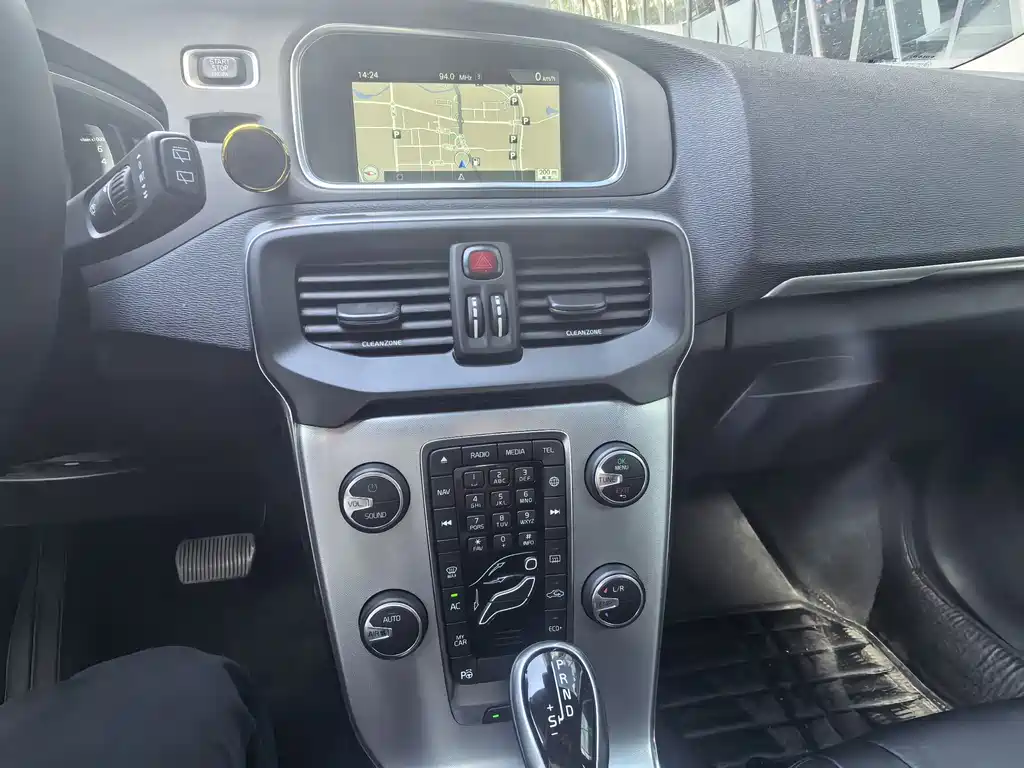 Volvo V40 2017 T3