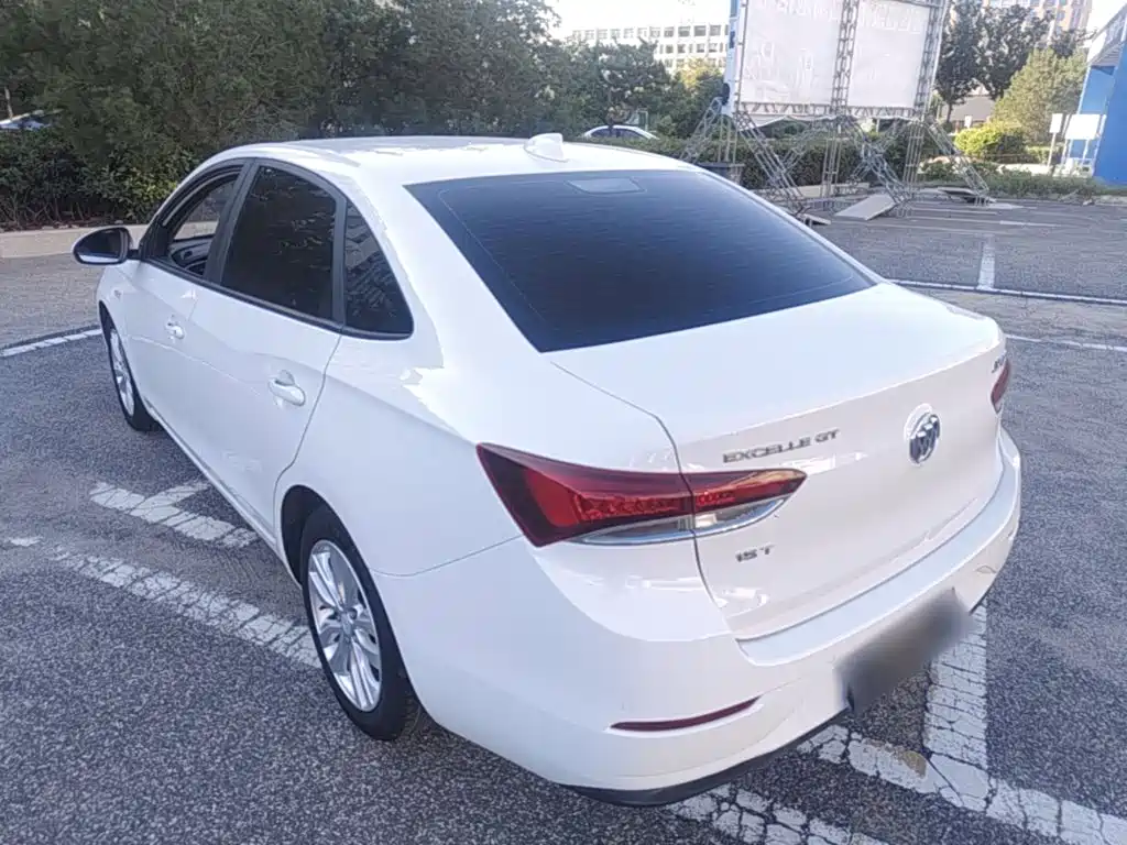 Buick Excelle — миниатюра 5