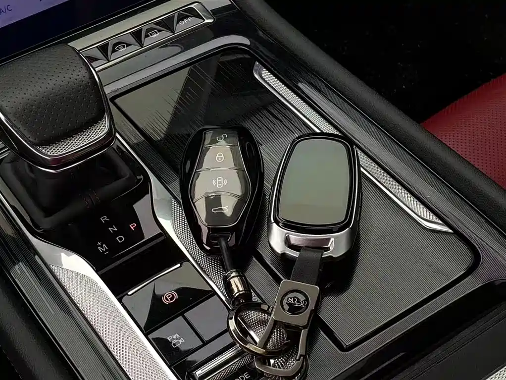 Hongqi H6 2023 2.0T
