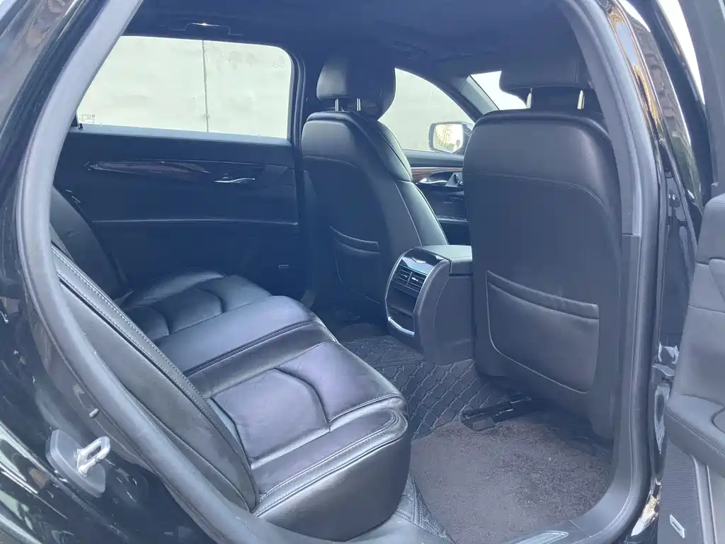 Cadillac CT6 — миниатюра 8