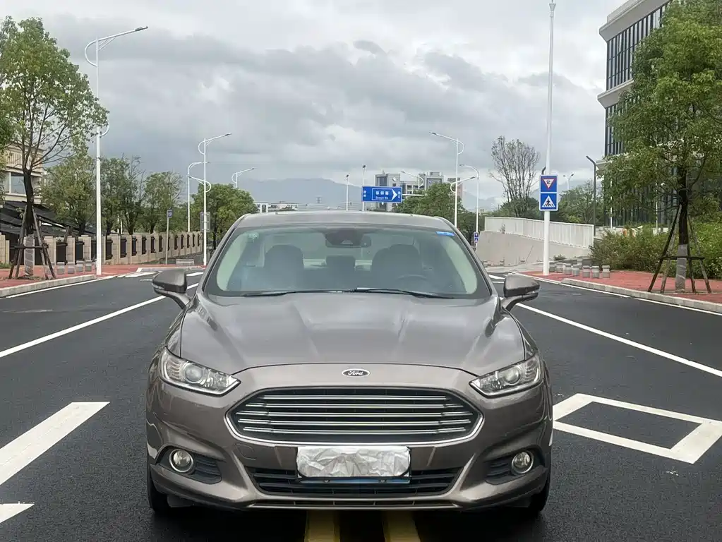 Ford Mondeo — миниатюра 2