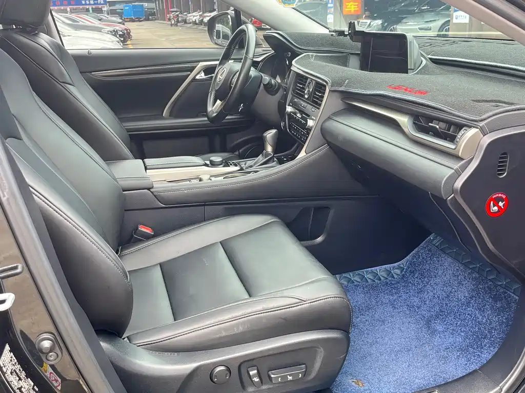 Lexus RX — миниатюра 14