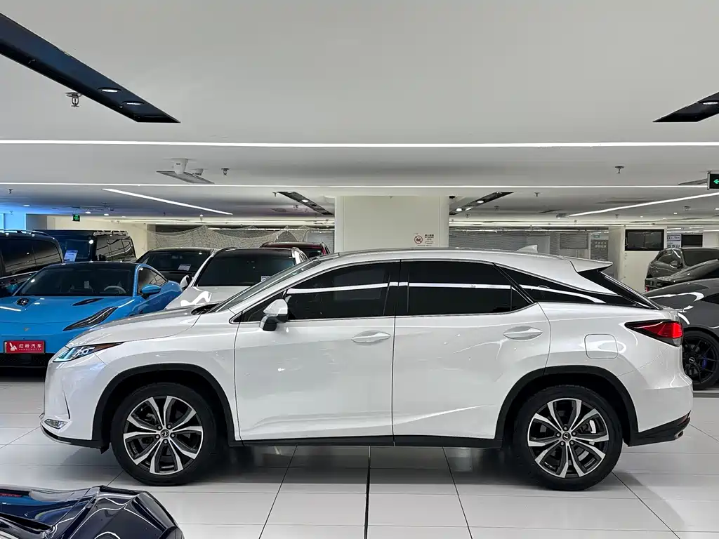 Lexus RX — миниатюра 4