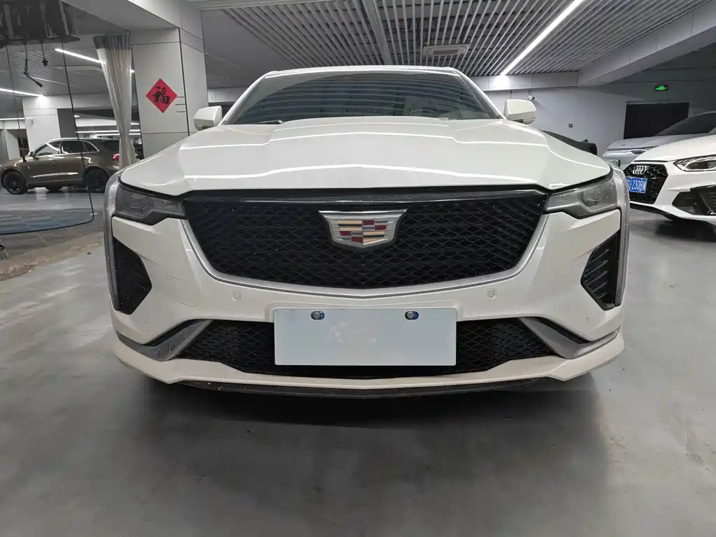 Cadillac CT4 — миниатюра 2