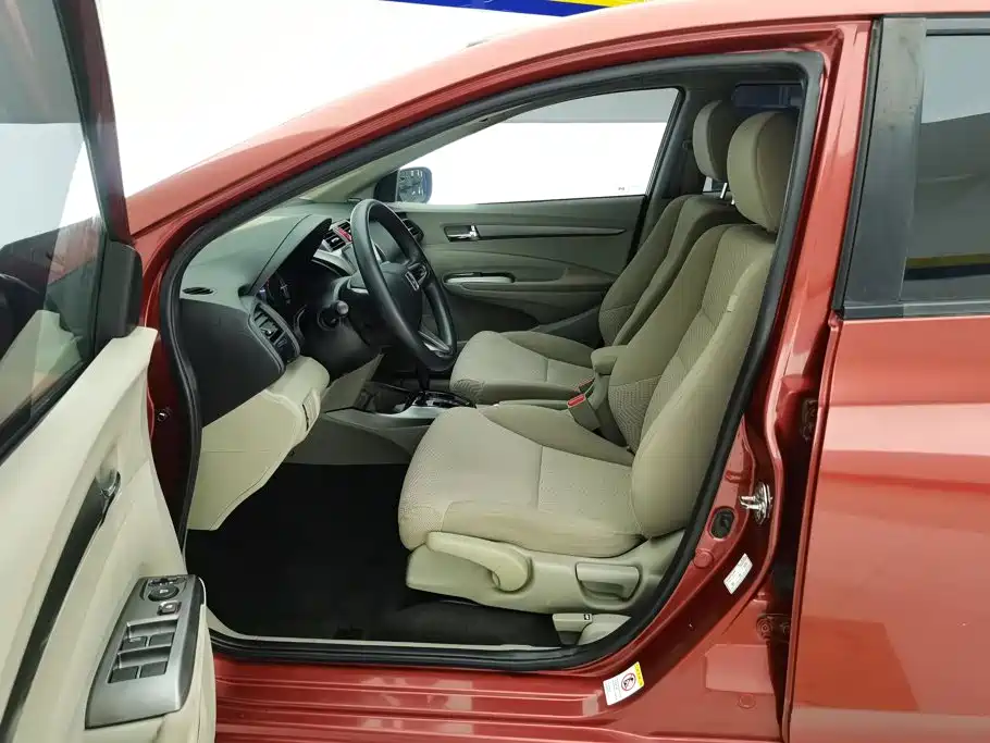 Honda City Classic — миниатюра 9