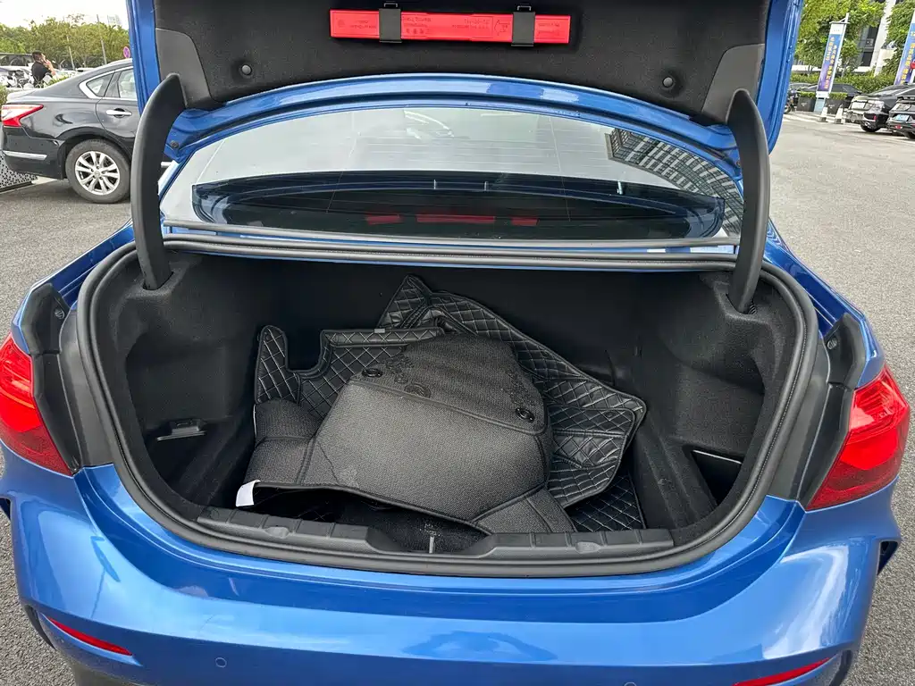 BMW 1 Series — миниатюра 18