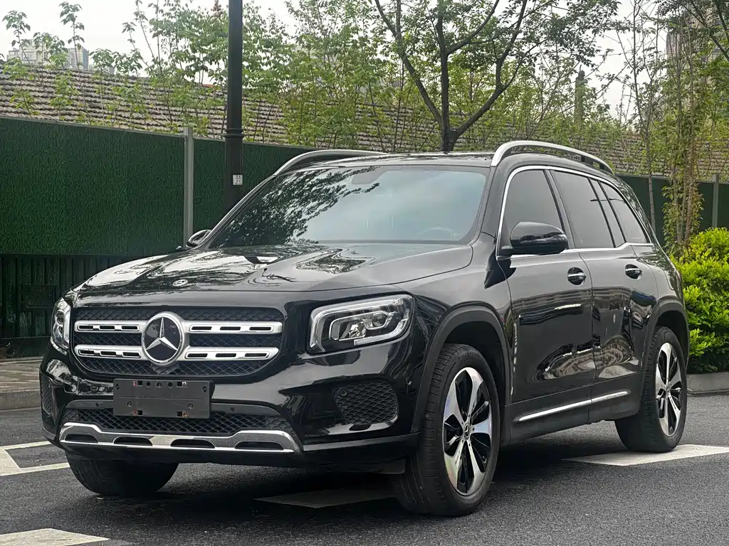 Mercedes-Benz GLB 2021