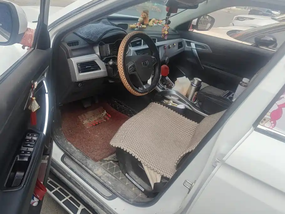 Geely Boyue — миниатюра 9