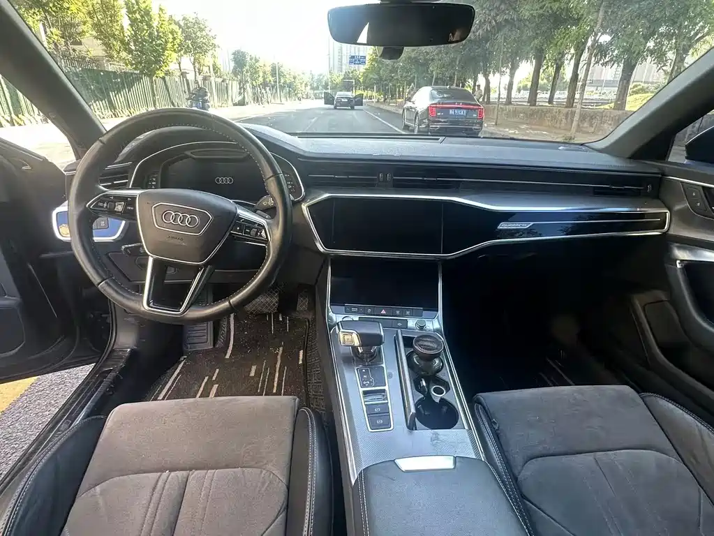 Audi A6L — миниатюра 5