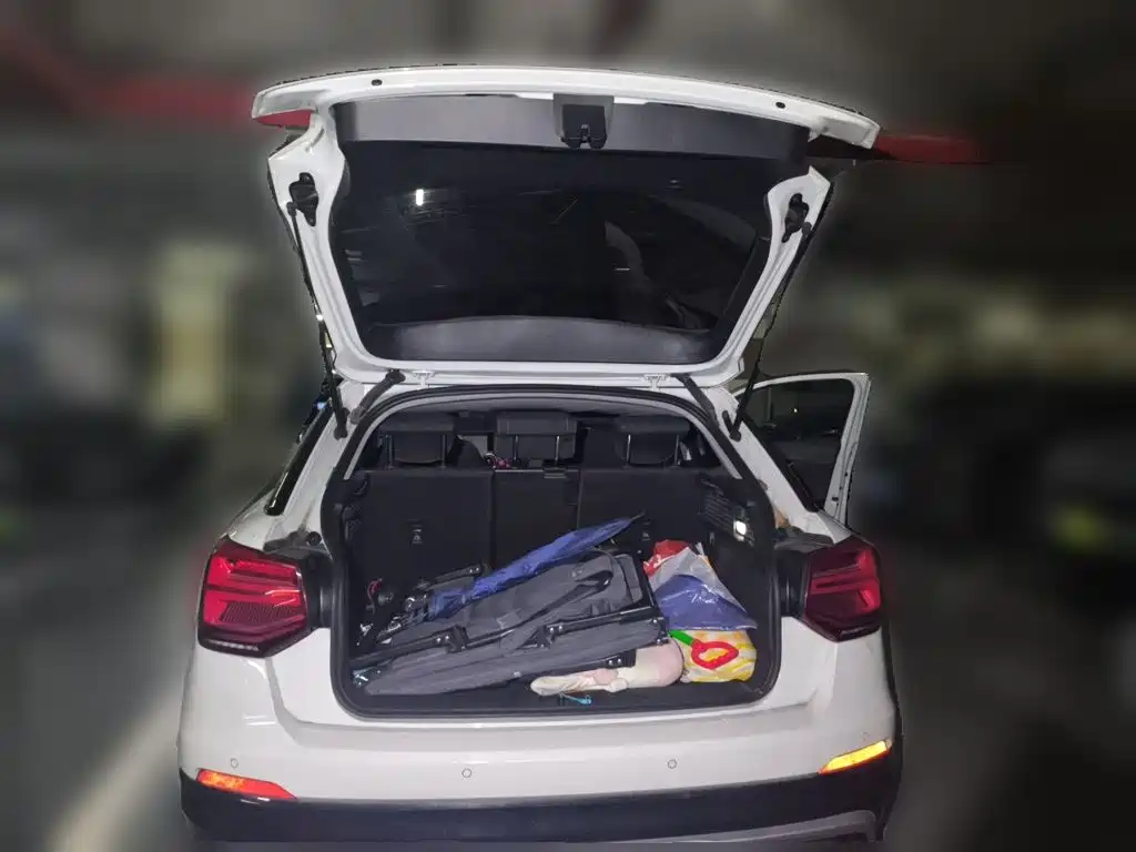 Audi Q2L — миниатюра 10