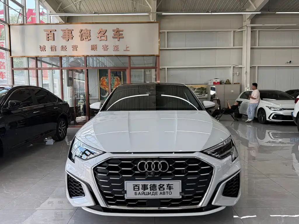 Audi A3 2023 Sportback 35 TFSI Fashion Sport
