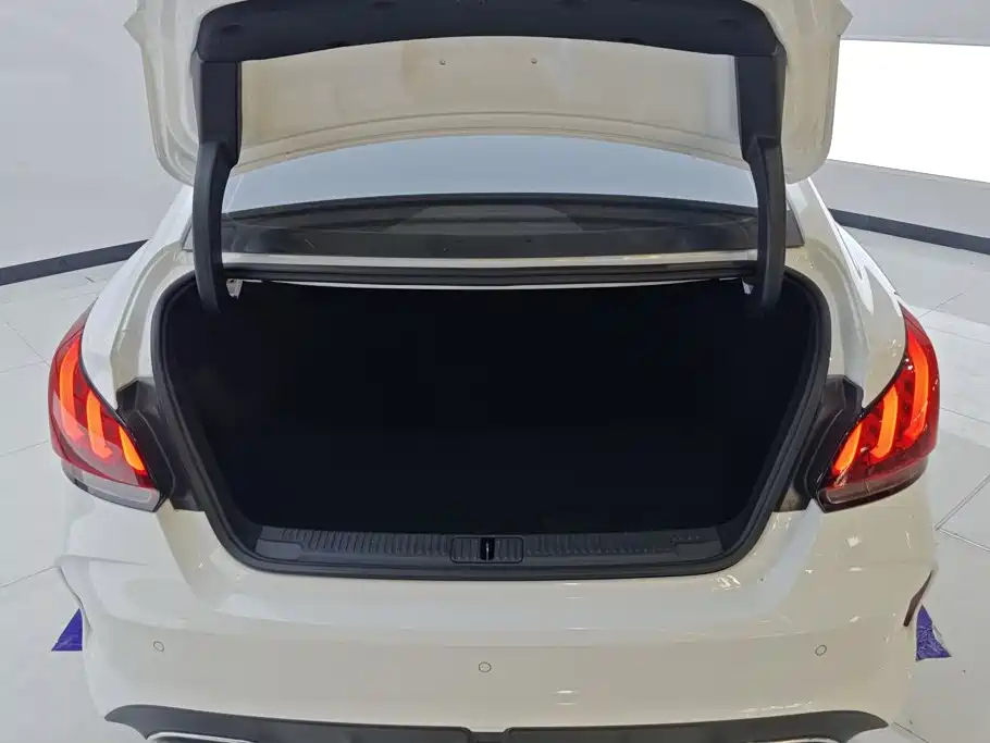 MG MG5 — миниатюра 4