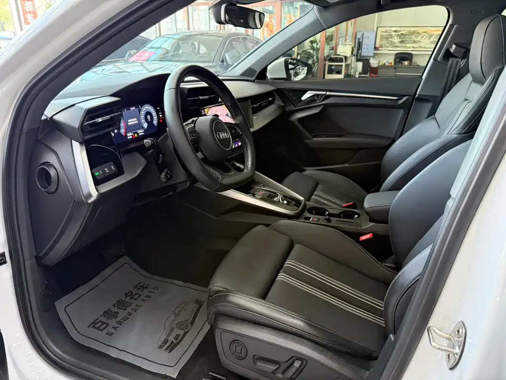 Audi A3 2023 Sportback 35 TFSI Fashion Sport