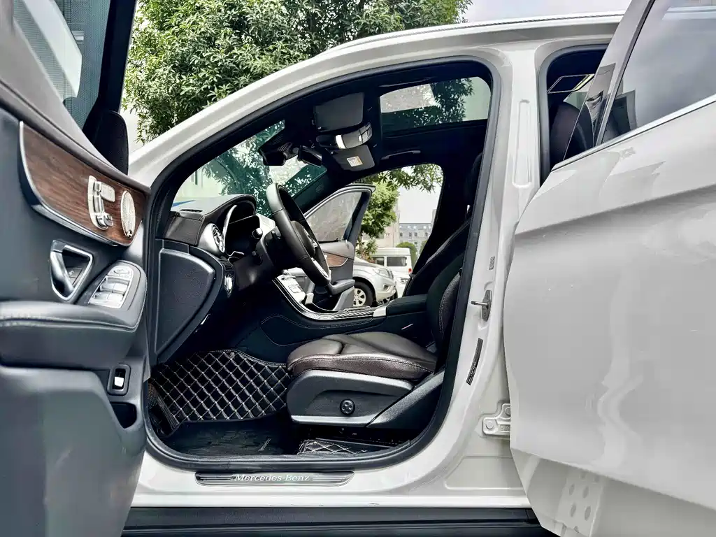 Mercedes-Benz GLC — миниатюра 6