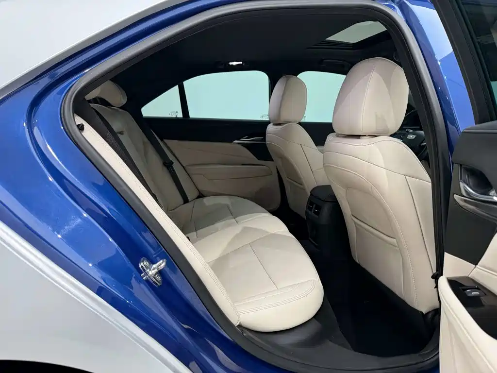 Cadillac CT4 — миниатюра 19