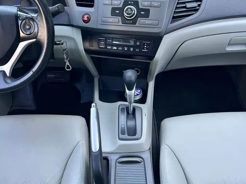 Honda Civic — миниатюра 12
