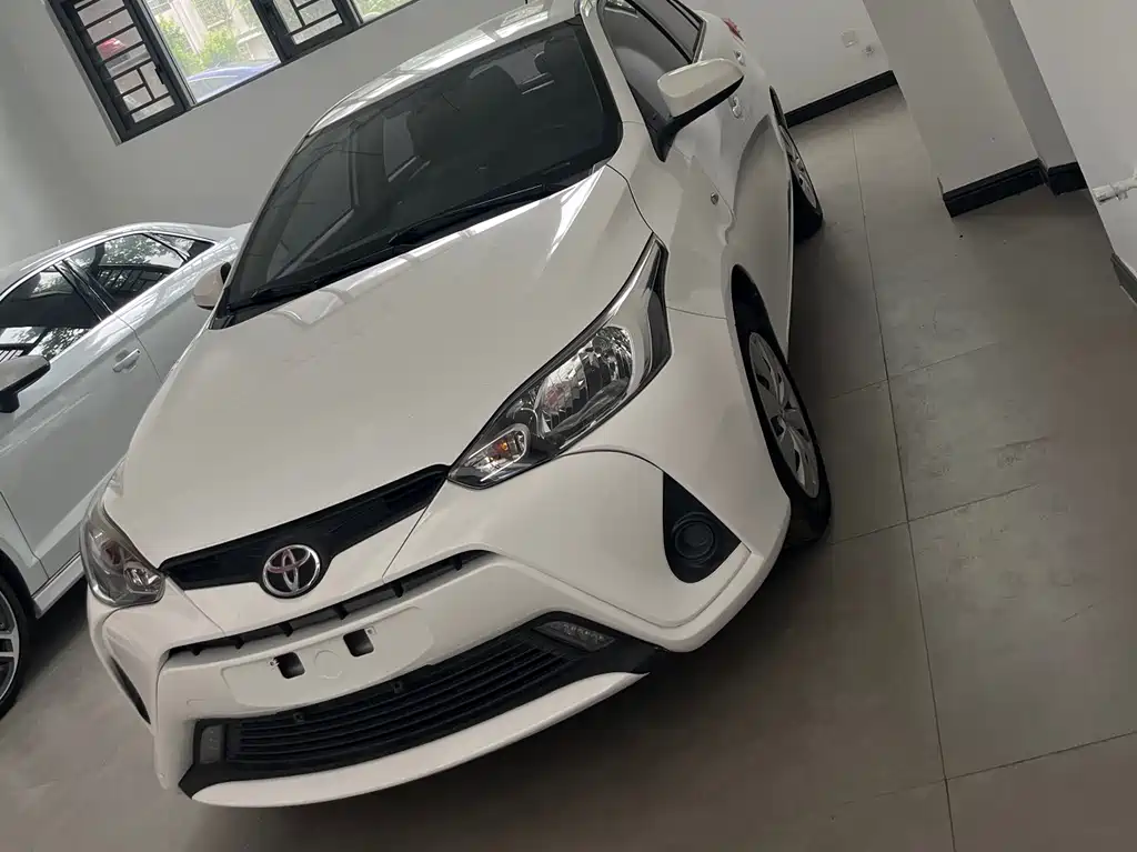 Toyota Yaris L 2019