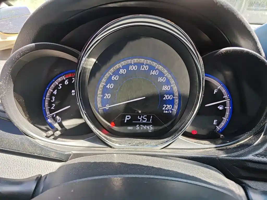 Toyota Yaris L — миниатюра 12