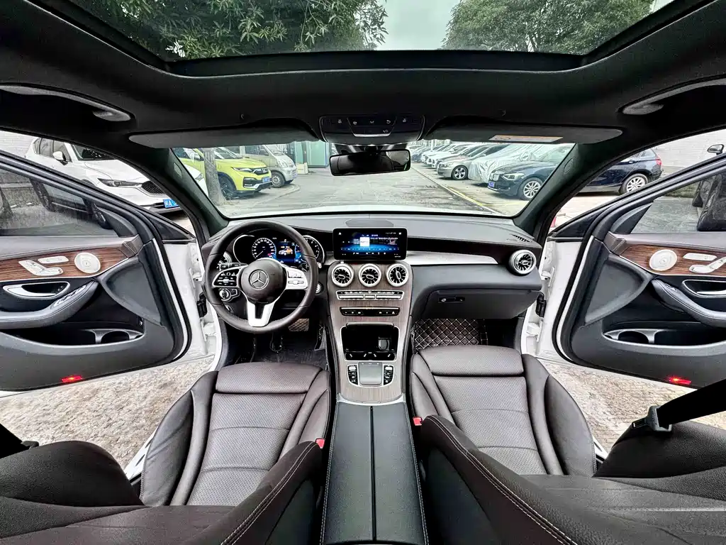 Mercedes-Benz GLC — миниатюра 5