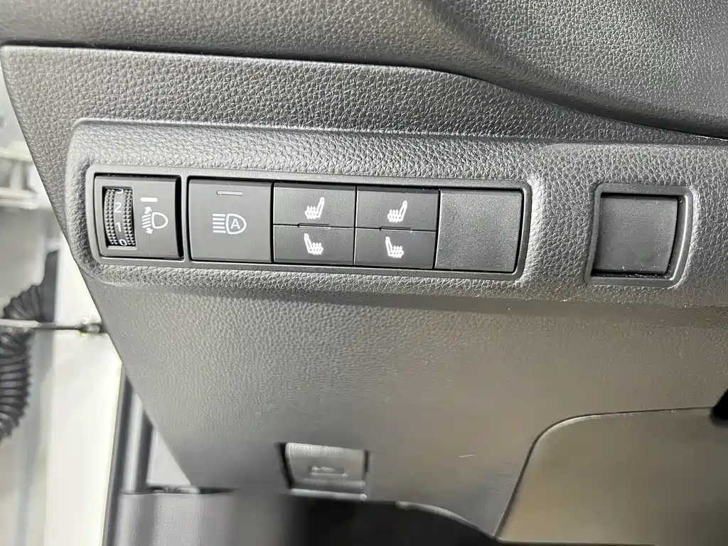 Toyota Corolla Levin 2023 185T CVT Luxury