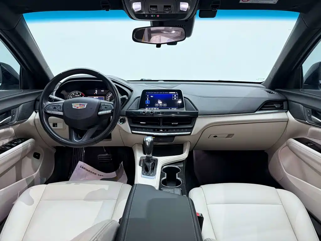 Cadillac CT4 — миниатюра 11