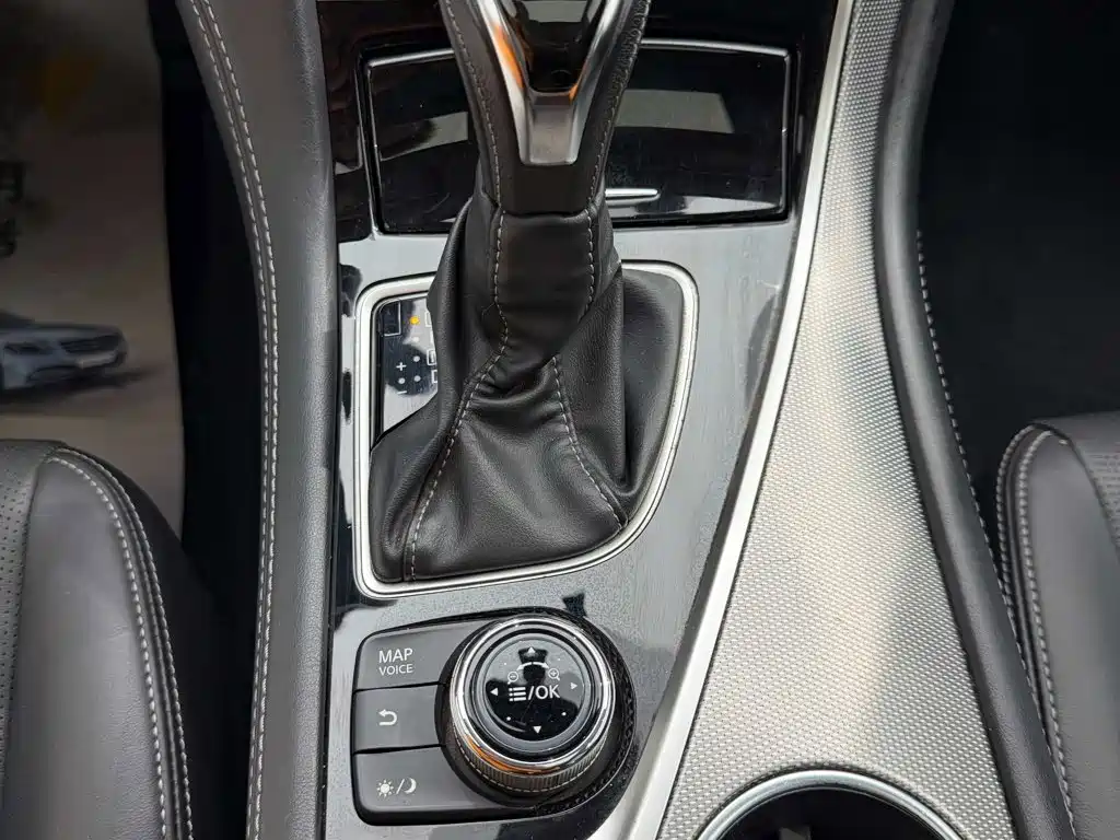 Infiniti Q50L — миниатюра 16