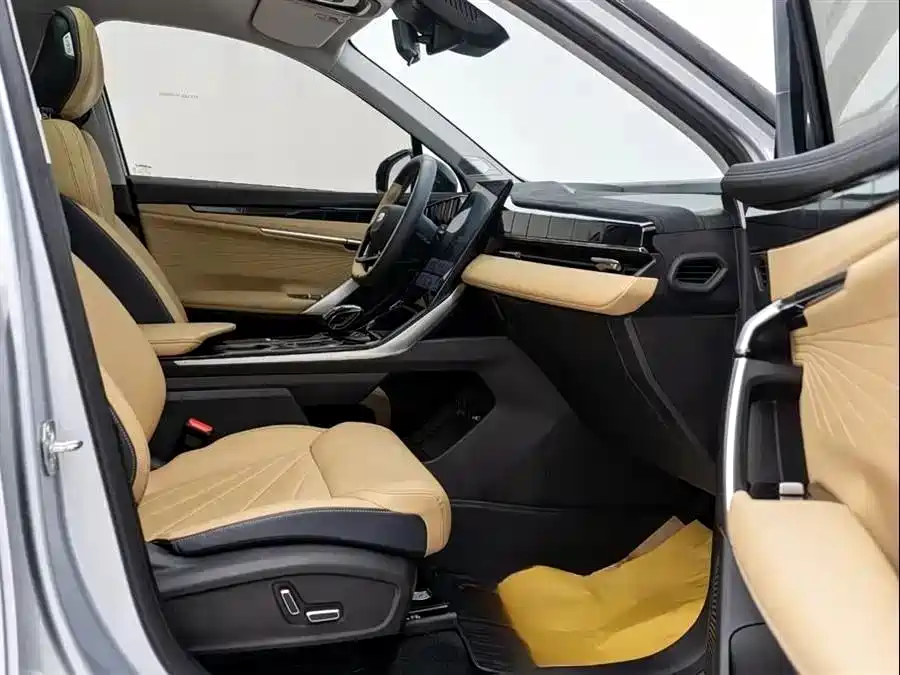 GEELY AUTOMOBILE BOYUE L