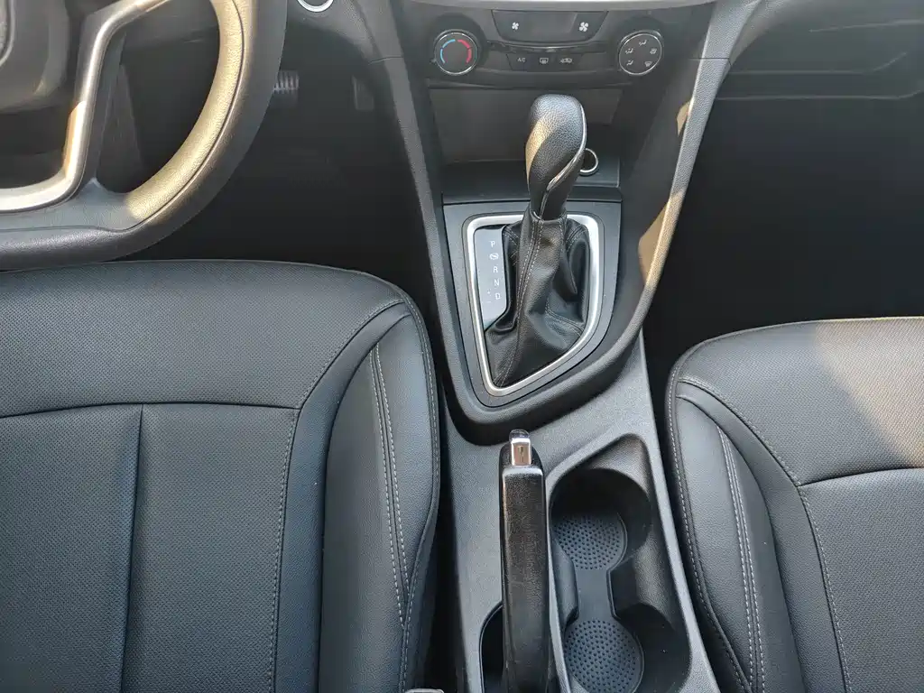 Buick Excelle — миниатюра 7