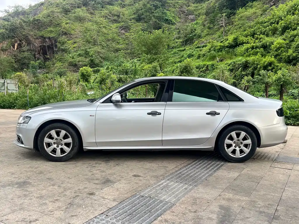 Audi A4L — миниатюра 8