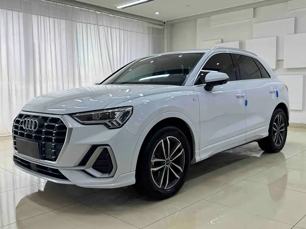 Audi Q3 2022