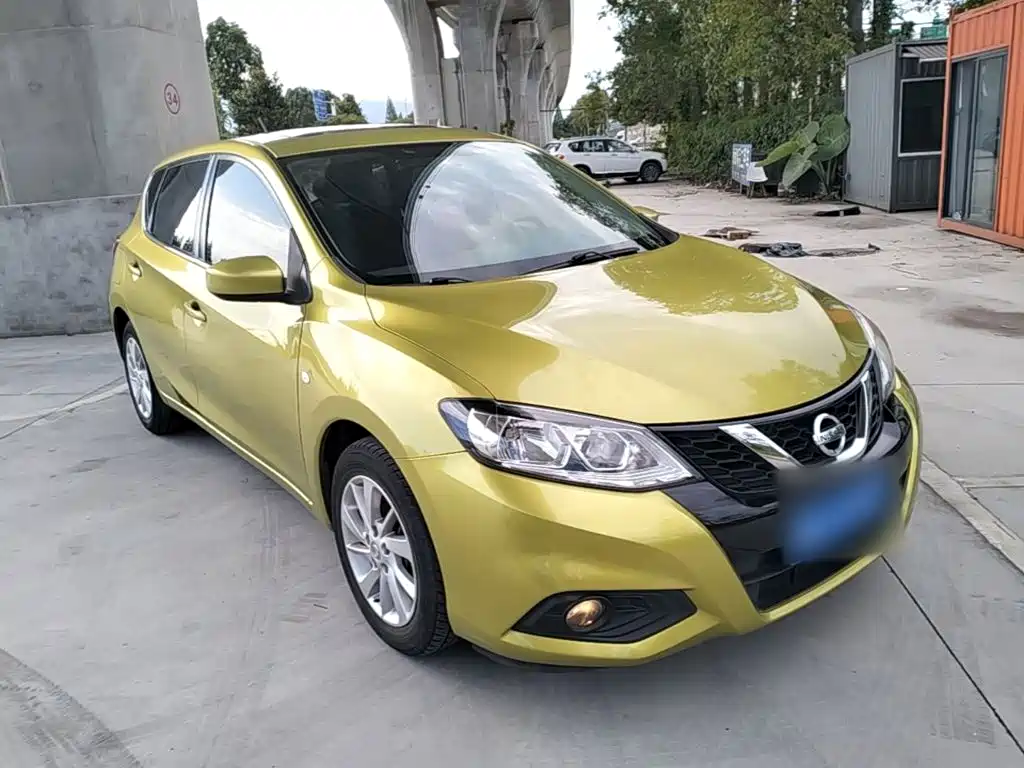 Nissan Tiida — миниатюра 4