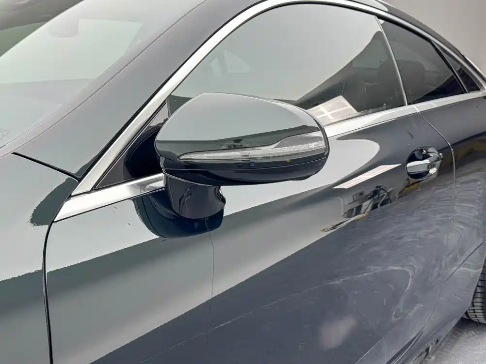 Mercedes-Benz E-Class (Import) — миниатюра 12