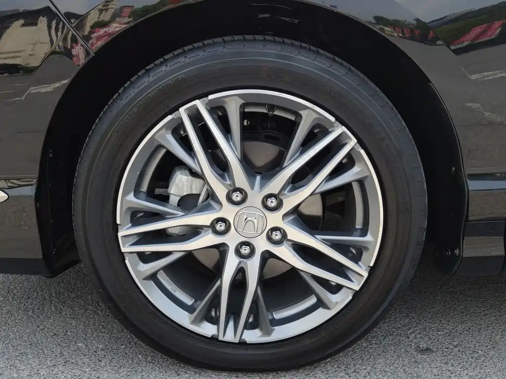 Honda Elysion — миниатюра 10