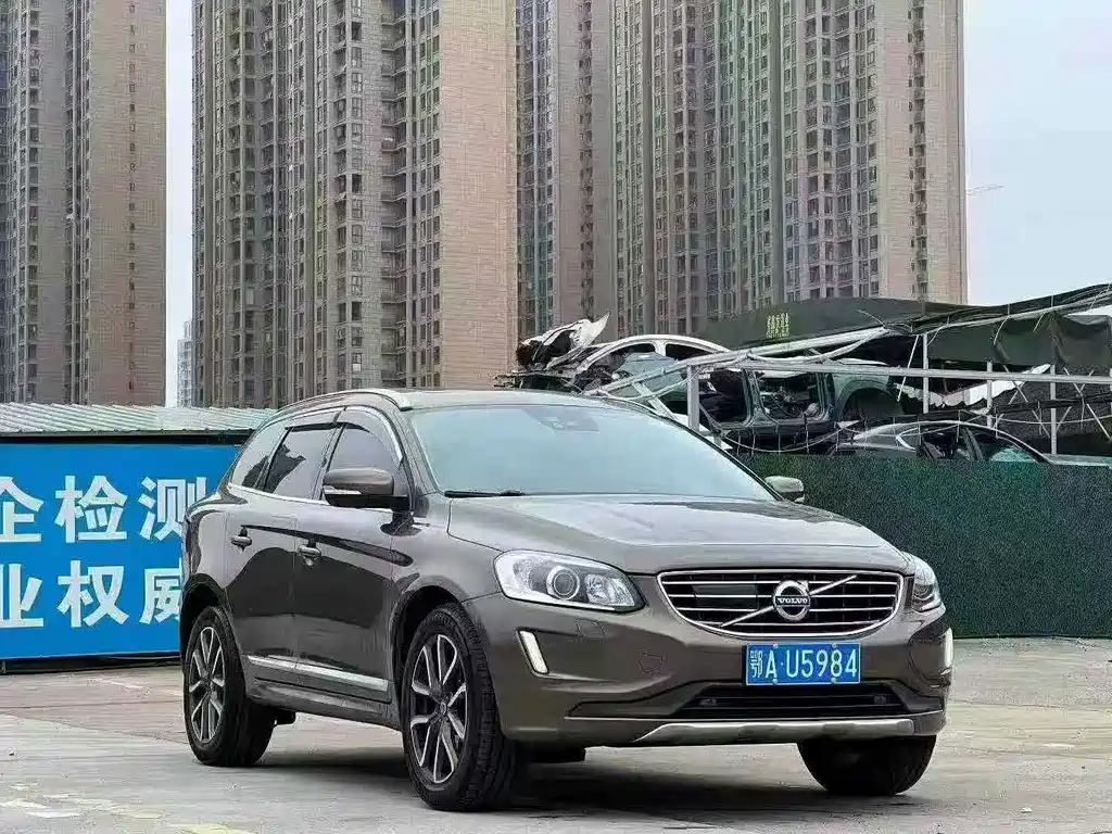 Volvo XC60 — миниатюра 3