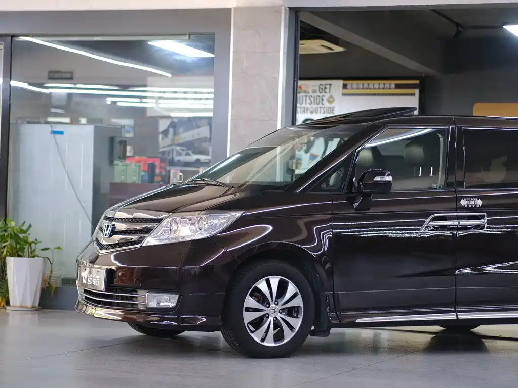 Honda Elysion — миниатюра 3