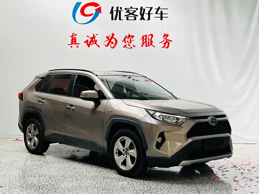 Toyota RAV4 — миниатюра 3